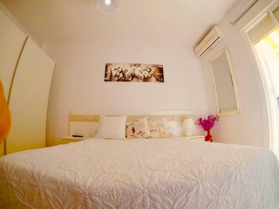 Apartamento Joanna Playa カステル・デ・フェロ エクステリア 写真