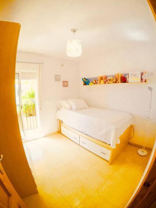 Apartamento Joanna Playa カステル・デ・フェロ エクステリア 写真